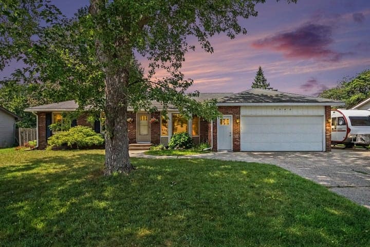 7309 Roselane Avenue, Jenison, MI 49428