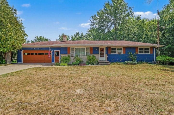 351 E Fruitvale Road, Montague, MI 49437