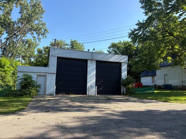 913 Gordon Place, Kalamazoo, MI 49048