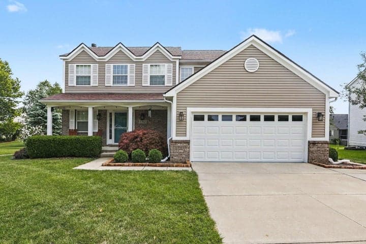 1362 Carston Lane, Chelsea, MI 48118