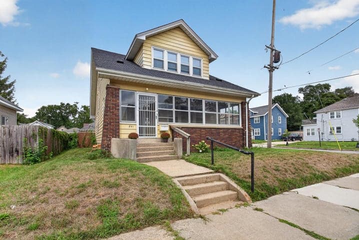 841 Adams Street SE, Grand Rapids, MI 49507