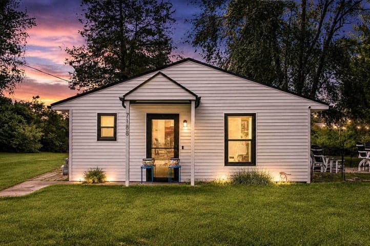 7188 E Beach Drive, South Haven, MI 49090