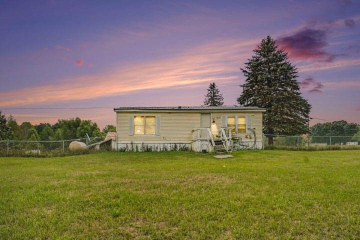 7519 Guy Road, Nashville, MI 49073