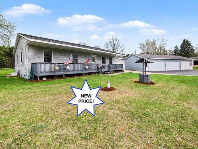 4935 W Deren Road, Ludington, MI 49431