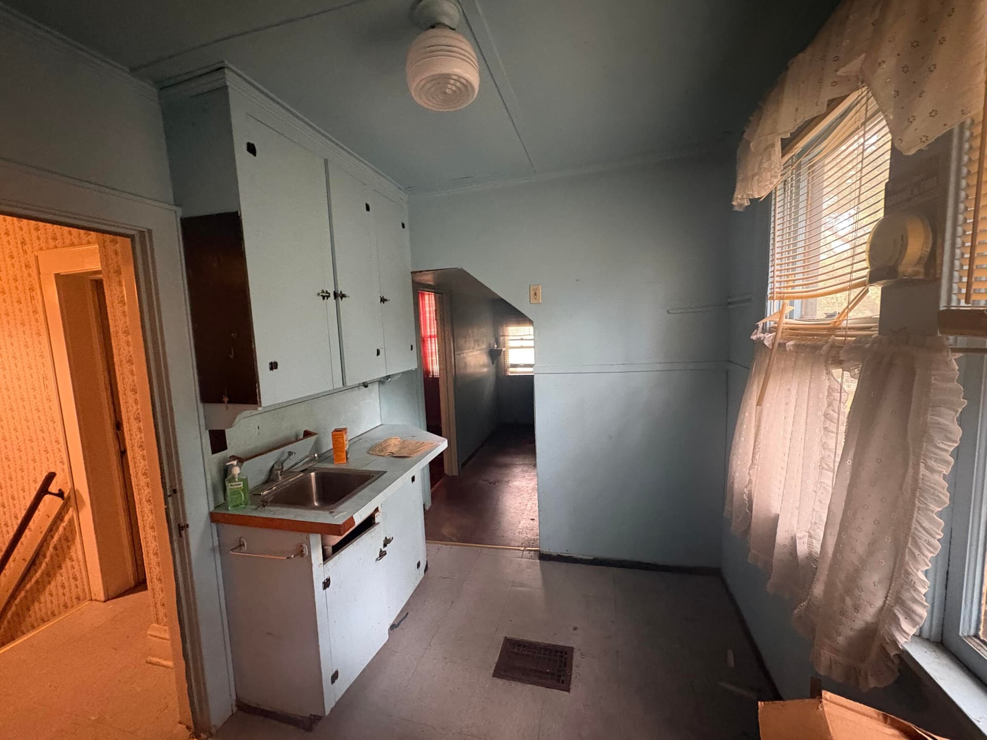 Photo 6