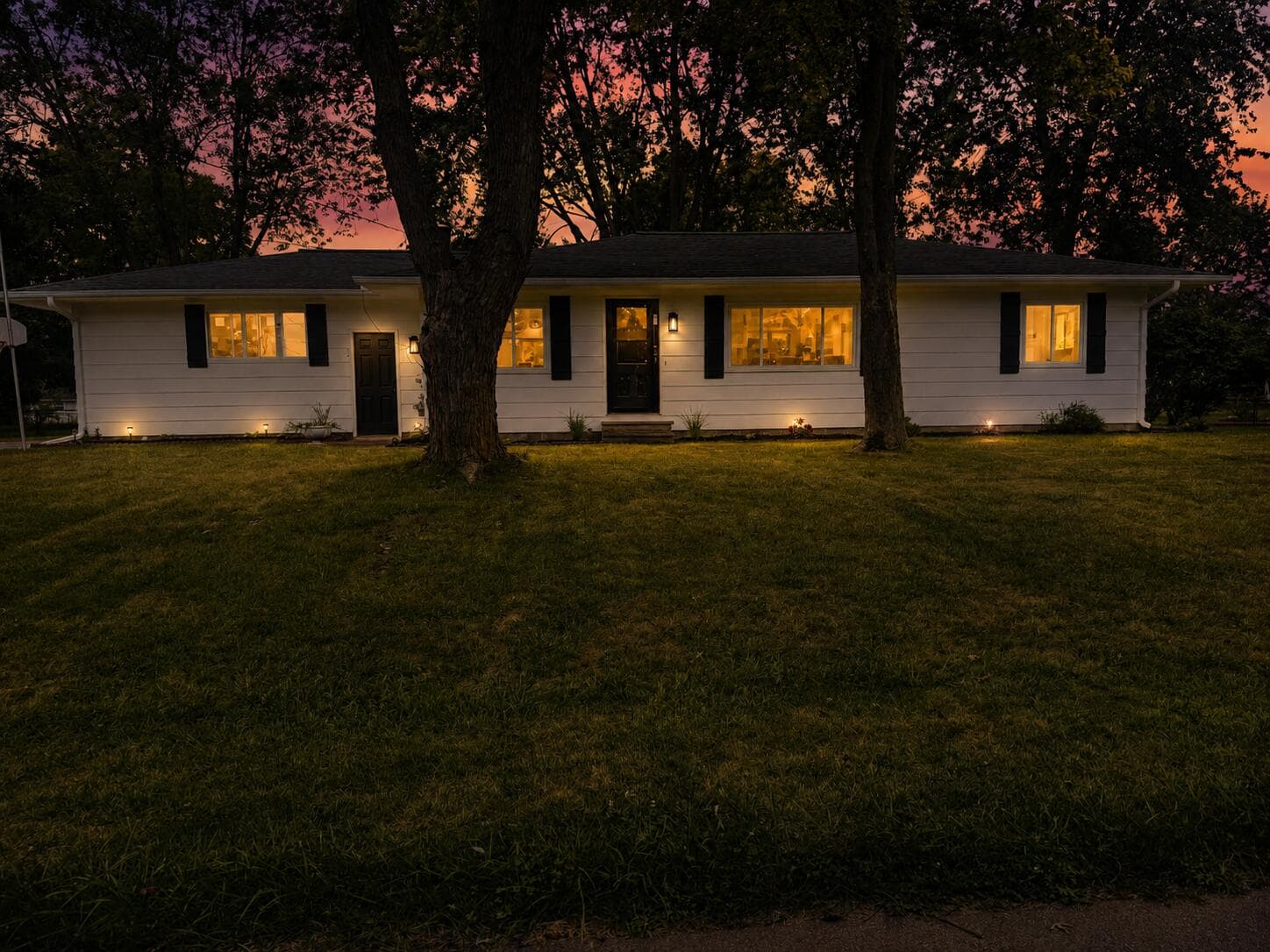 1653 Gary Paul Lane, Jackson, MI 49203