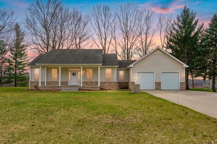 3220 Fairhaven Drive, Allegan, MI 49010