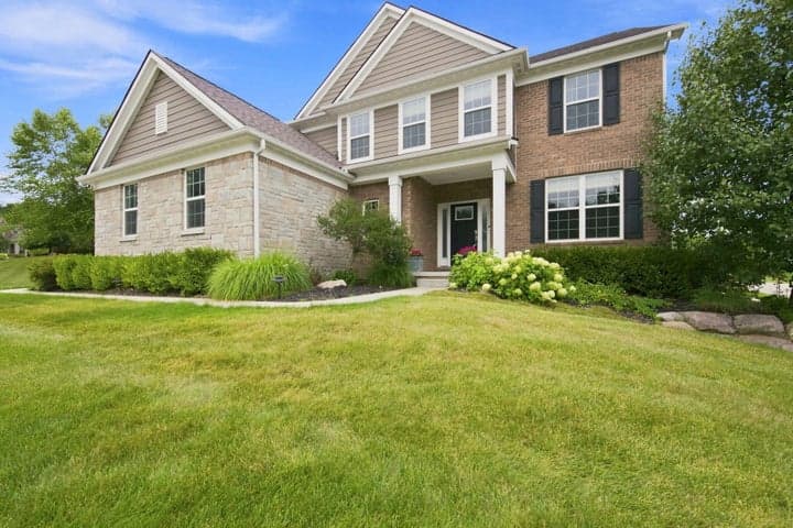 5887 Strawberry Circle, Commerce Twp, MI 48382