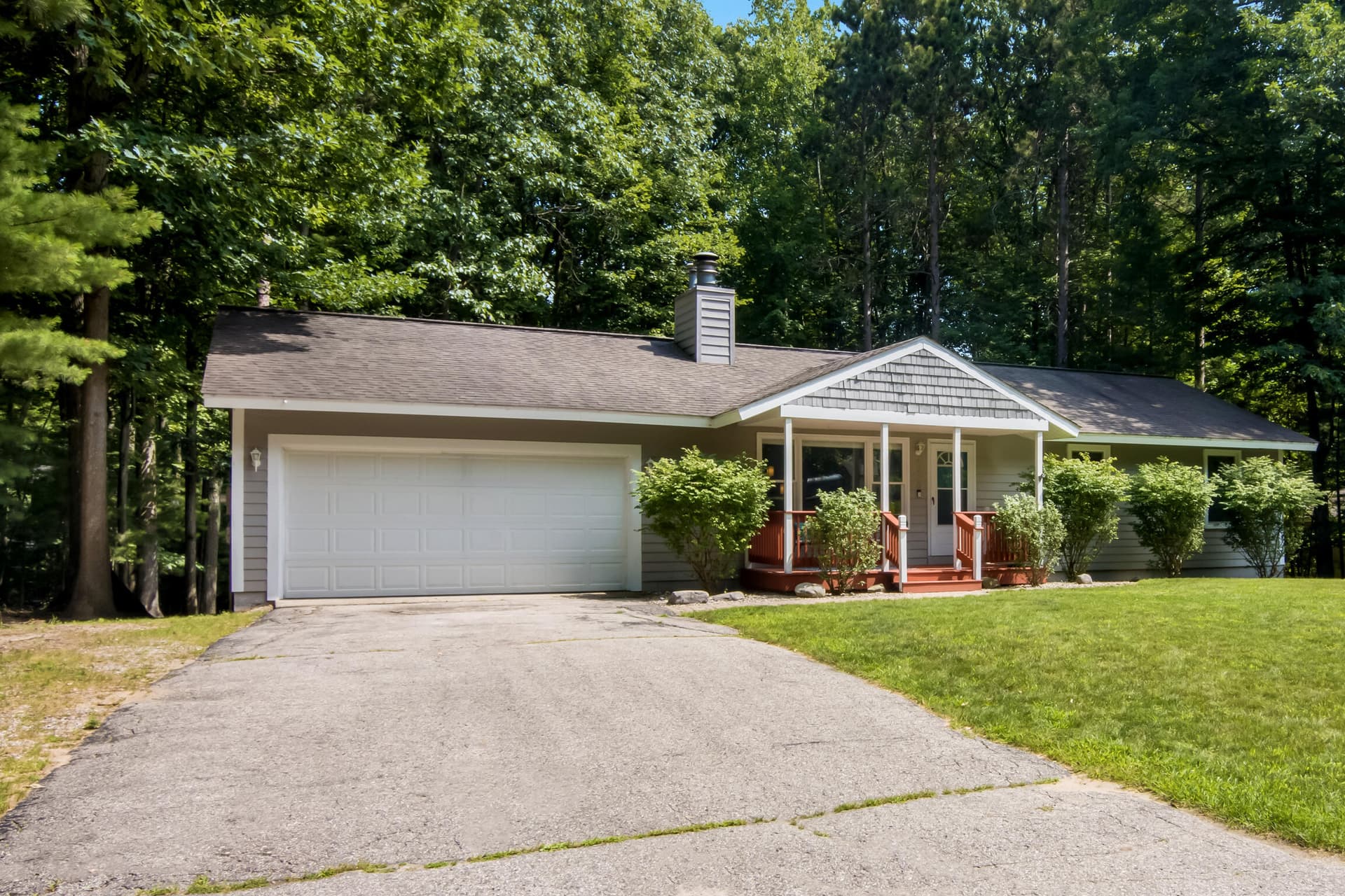 4270 Baywood Drive, Traverse City, MI 49686