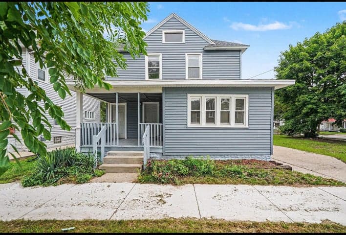 1107 11th Street NW, Grand Rapids, MI 49504