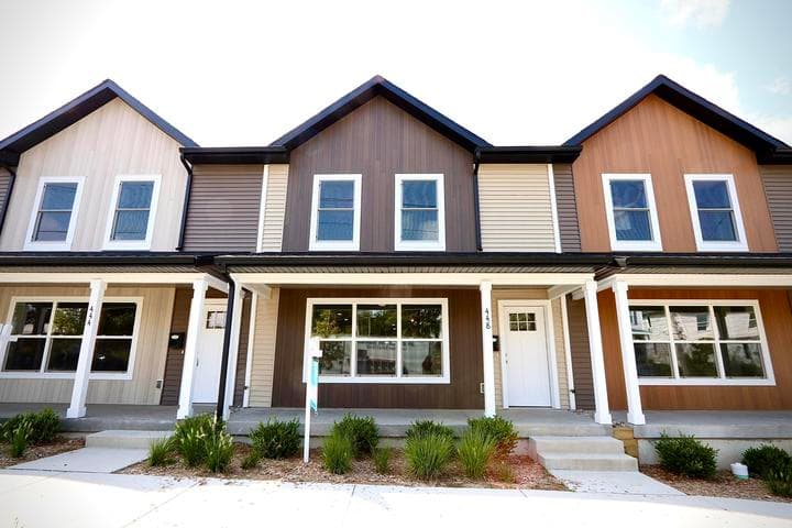 448 Pleasant Street SW, Grand Rapids, MI 49503