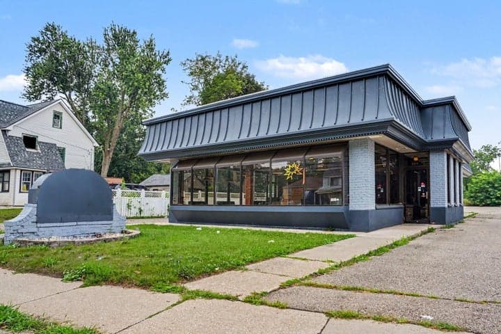 2814 Portage Street 1, Kalamazoo, MI 49001