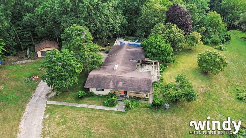 6530 Paw Paw Avenue, Coloma, MI 49038