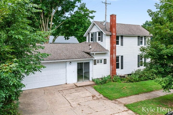204 W South Street, Hastings, MI 49058