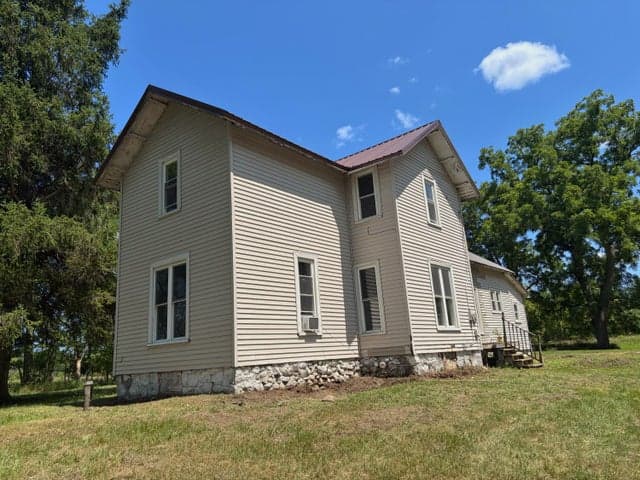 6331 Steamburg Road, Hillsdale, MI 49242