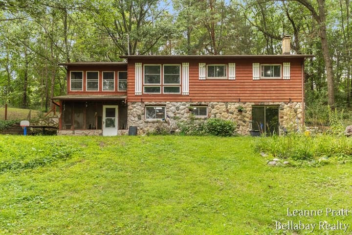 817 W Kirby Road, Battle Creek, MI 49017