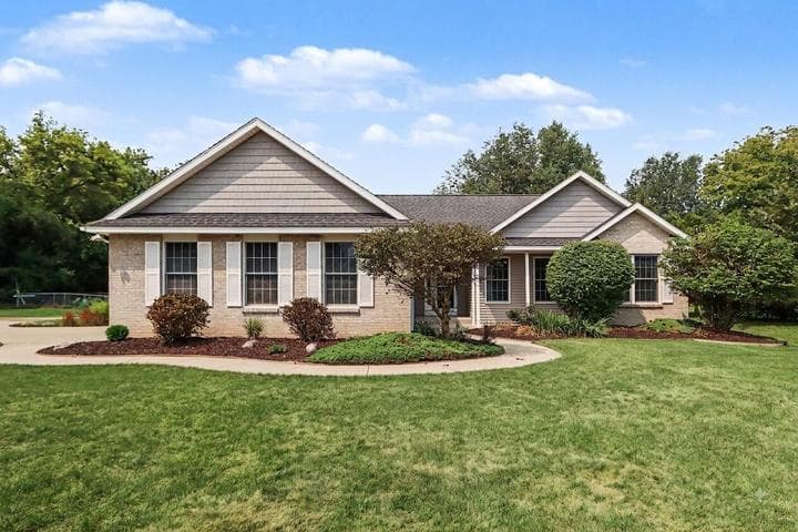 7633 N 26th Street, Kalamazoo, MI 49004