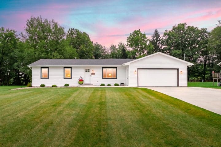 3537 Thornhill Avenue, Kalamazoo, MI 49004