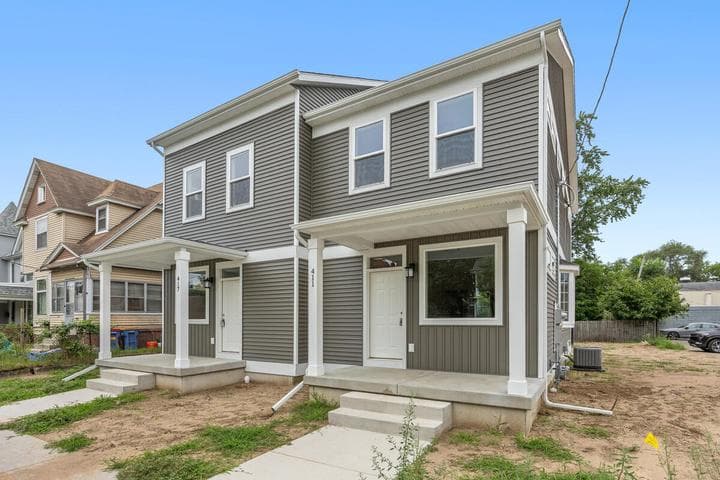 411 Fuller Avenue SE, Grand Rapids, MI 49506