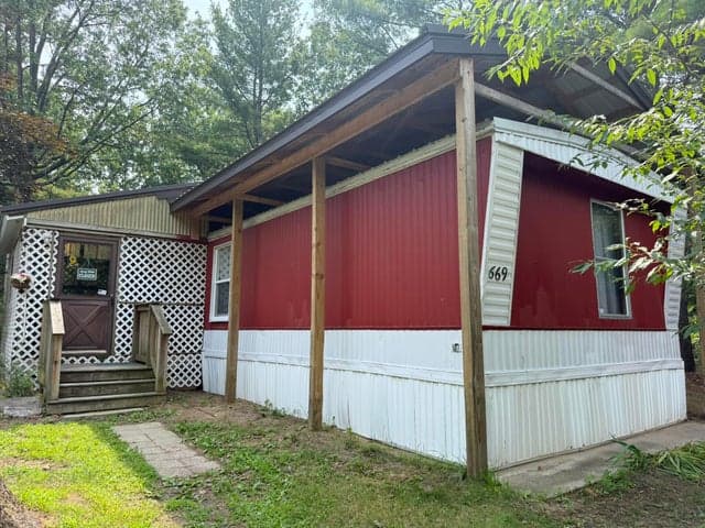 669 Linden Road, Twin Lake, MI 49457