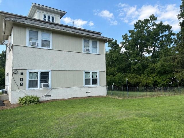 608 W Michigan, Paw Paw, MI 49079