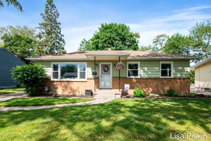 3643 Wyoming Avenue SW, Wyoming, MI 49519