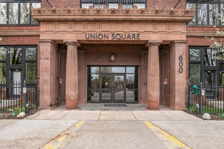 600 Broadway Avenue NW 602, Grand Rapids, MI 49504