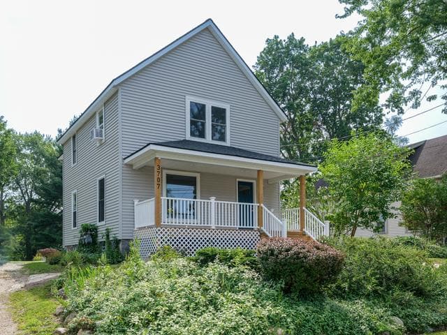 3707 S Burdick Street, Kalamazoo, MI 49001