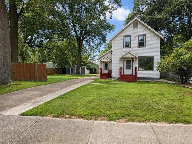 1745 Willis Avenue NW, Grand Rapids, MI 49504