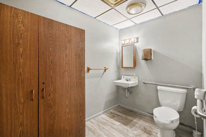 Photo 6