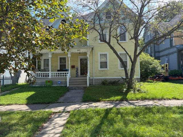 427 Dennis Street, Adrian, MI 49221