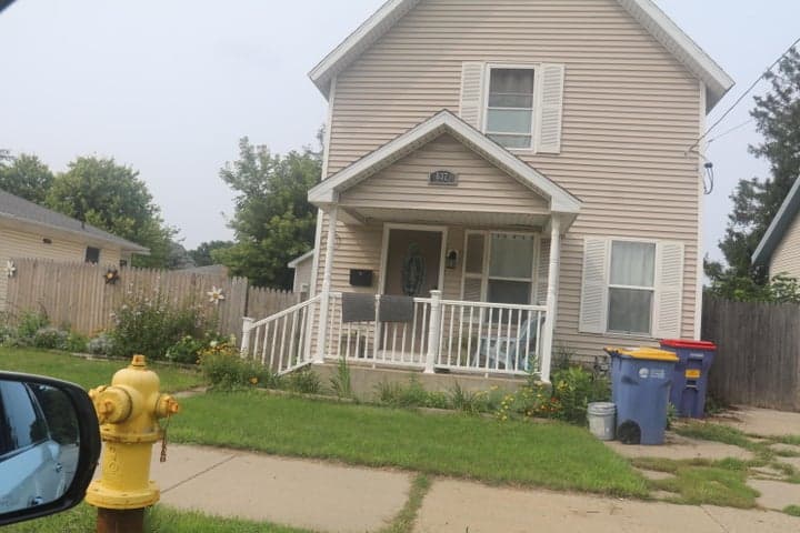 637 Leonard Street NE, Grand Rapids, MI 49503