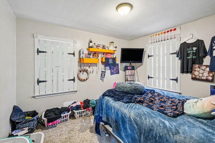 Photo 4