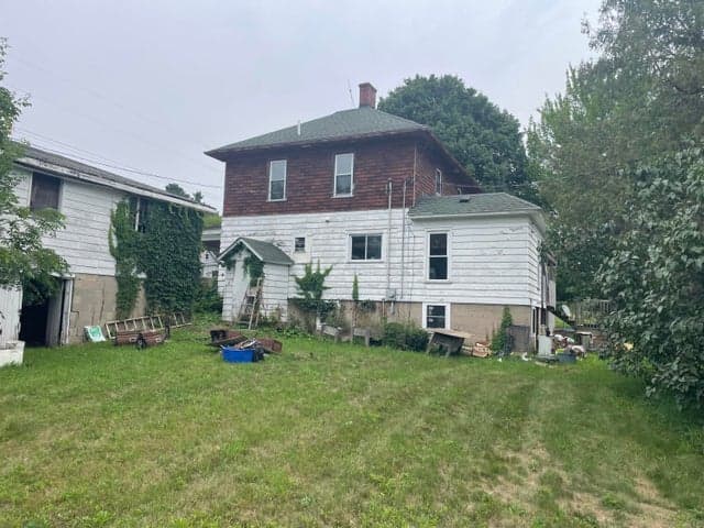 55 W Polk Road, Hart, MI 49420