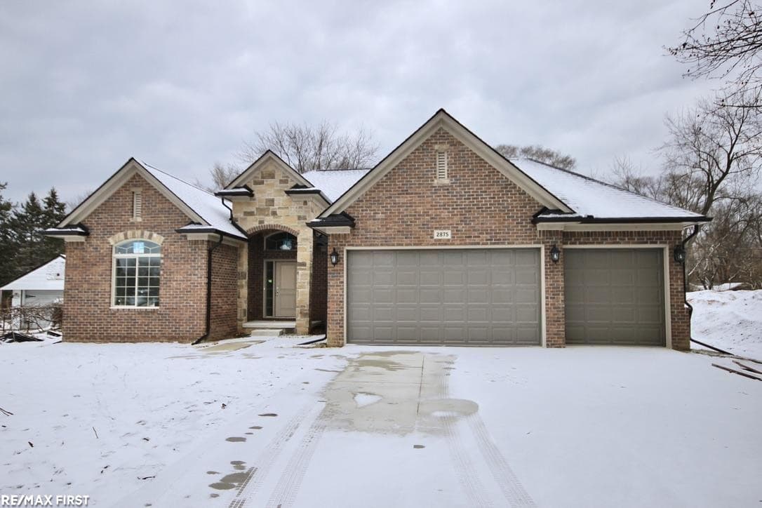 2875 Frankson Ave, Rochester Hills, MI 48307