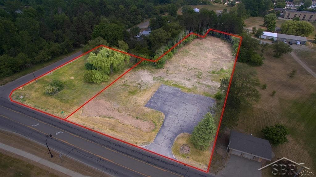 1929 S Isabella Road, Mount Pleasant, MI 48858