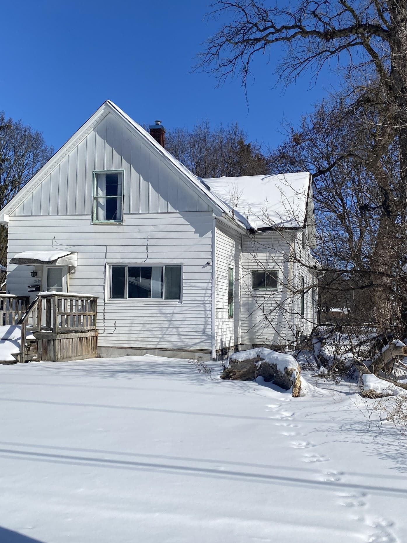 2610 S Jefferson Avenue, Saginaw, MI 48601