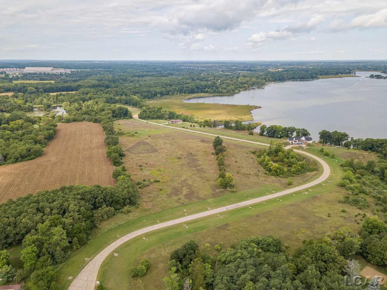 109 Bloomfield Boulevard, Brooklyn, MI 49230