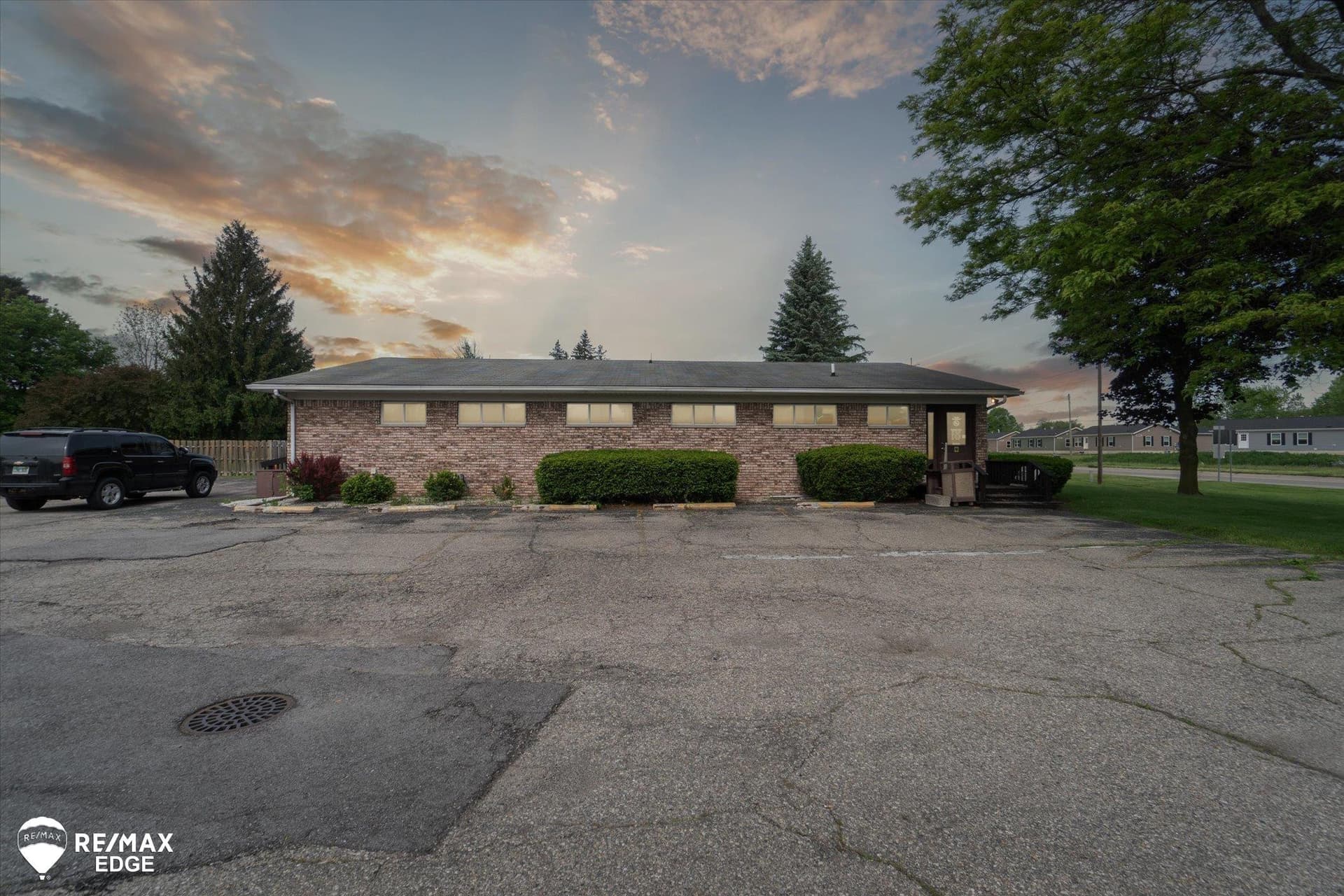 4344 Richfield Road, Flint, MI 48506