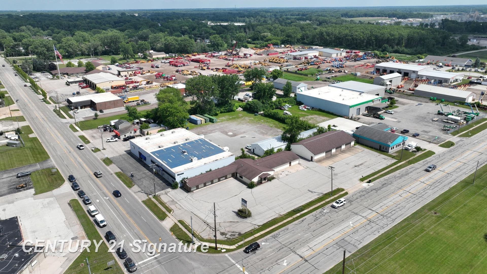 3101 S Saginaw Road, Midland, MI 48640
