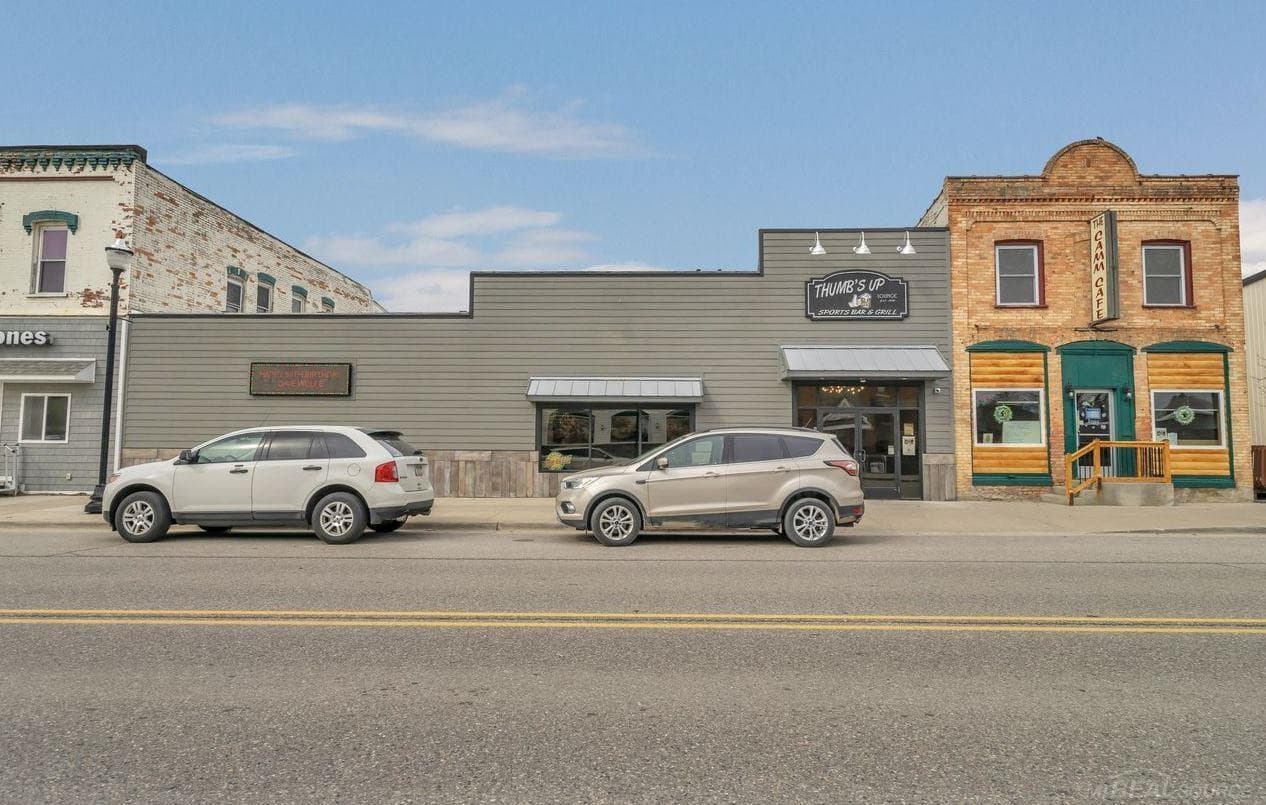 53 N Howard Avenue, Croswell, MI 48422