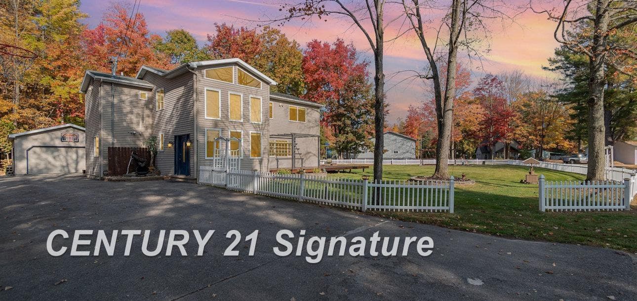 7451 N Narragannett Drive, Hope, MI 48628