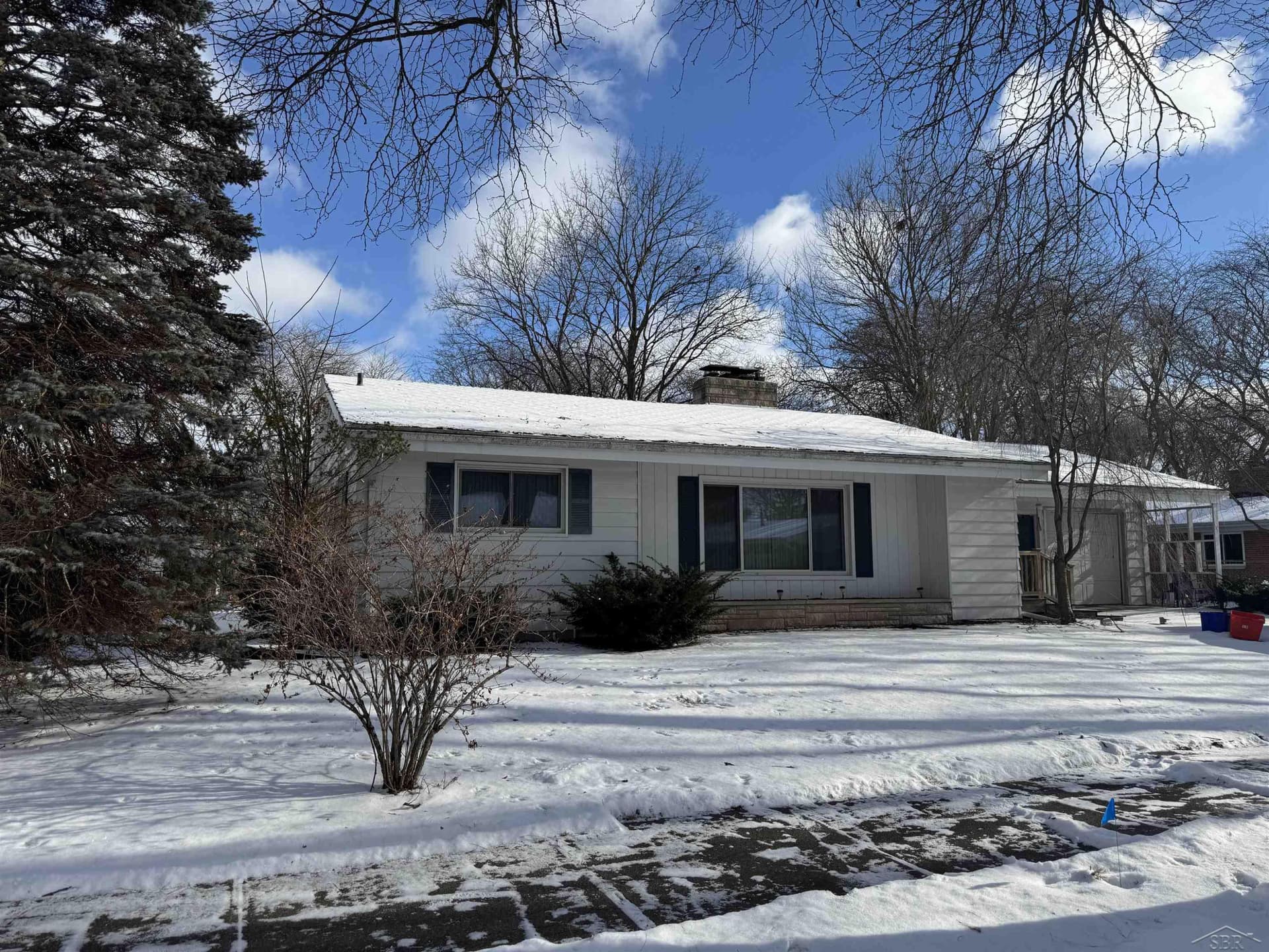 1030 Elmdale Drive, Saginaw, MI 48602