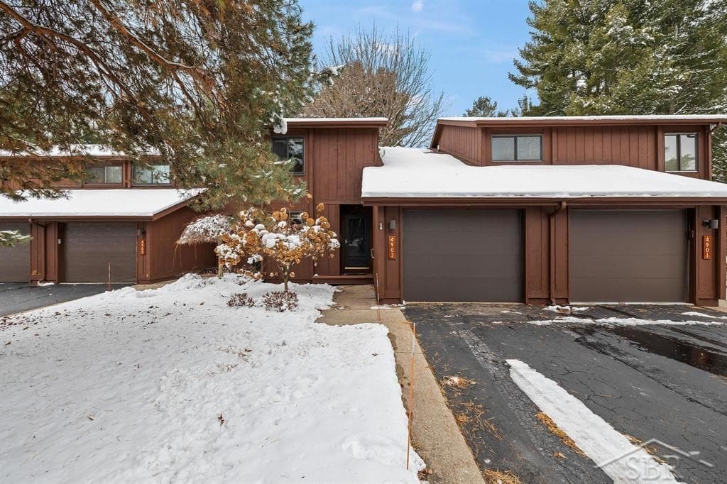 4903 Grandview Circle, Midland, MI 48640