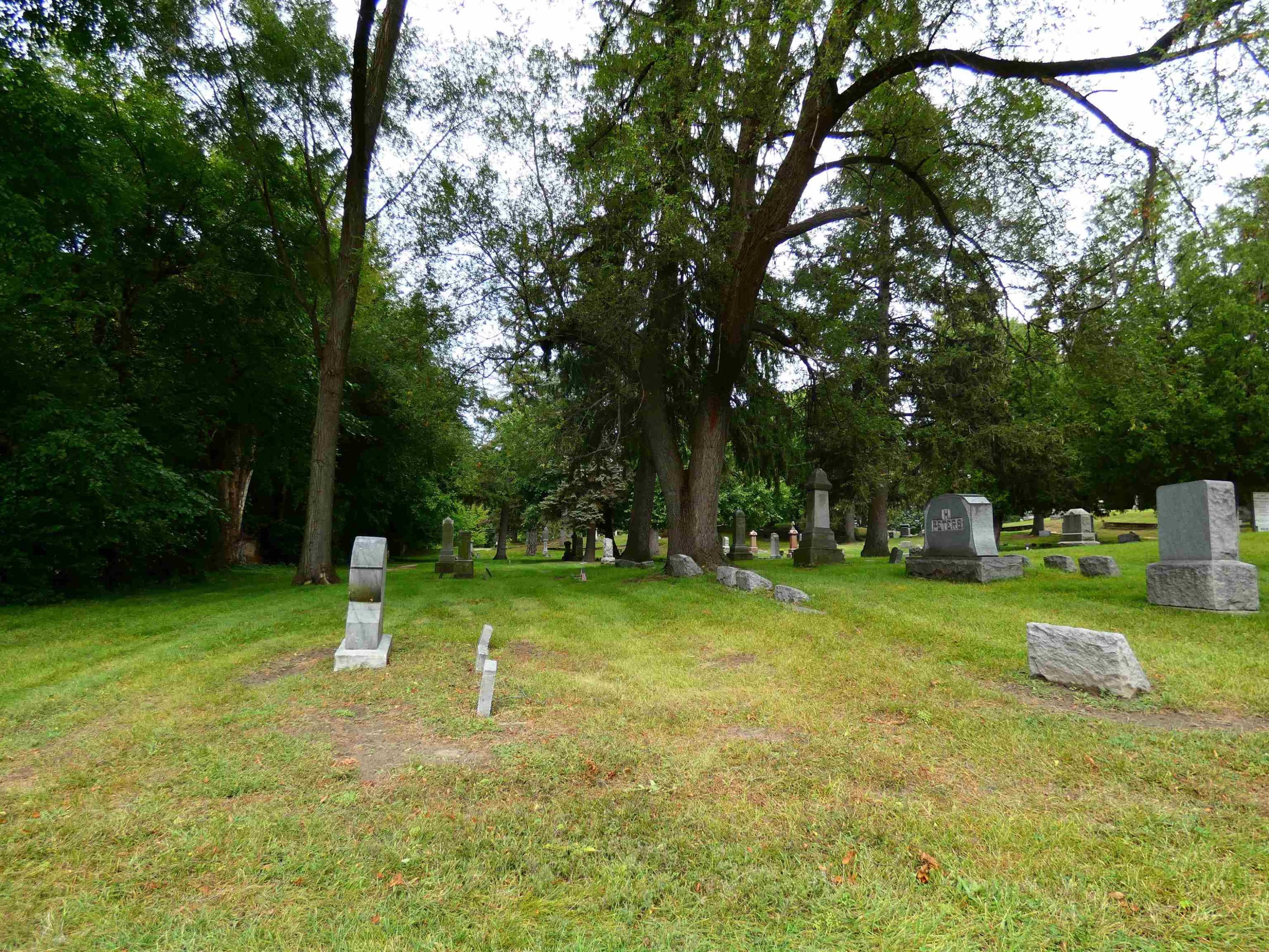 15685 E Fourteen Mile Road, Fraser, MI 48026