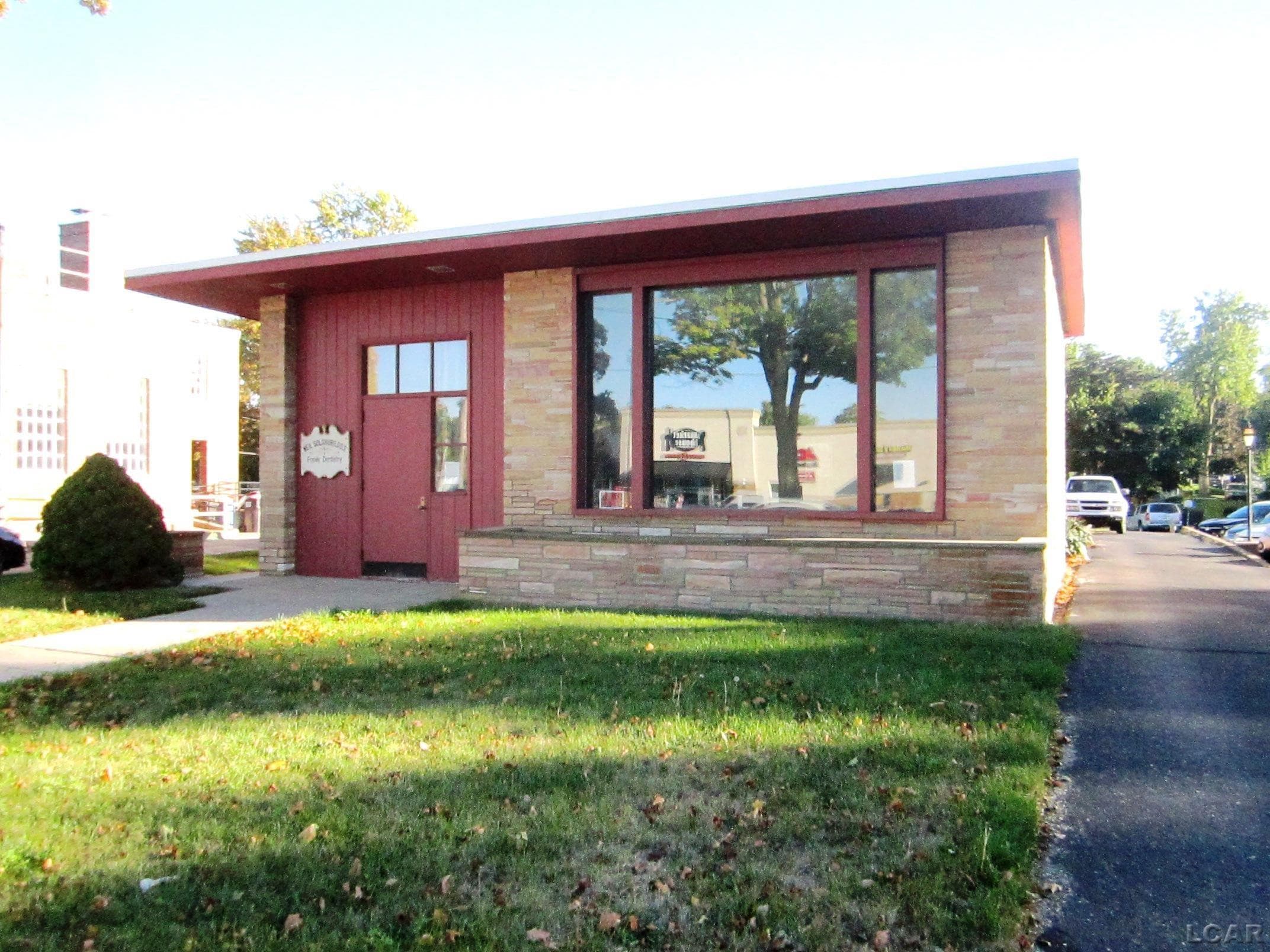 405 W Main Street, Hudson, MI 49247