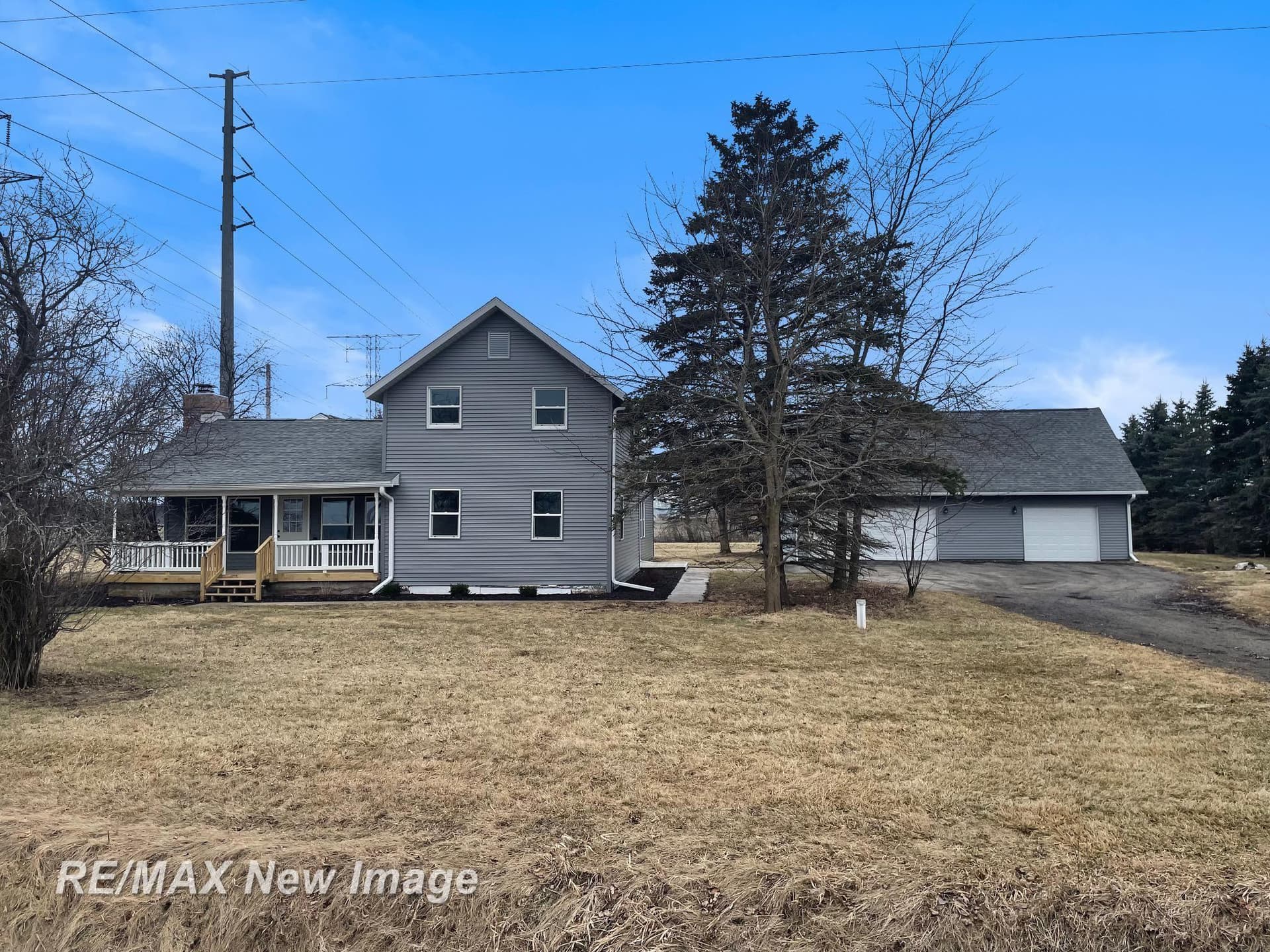 3874 E Kent Road, Freeland, MI 48623