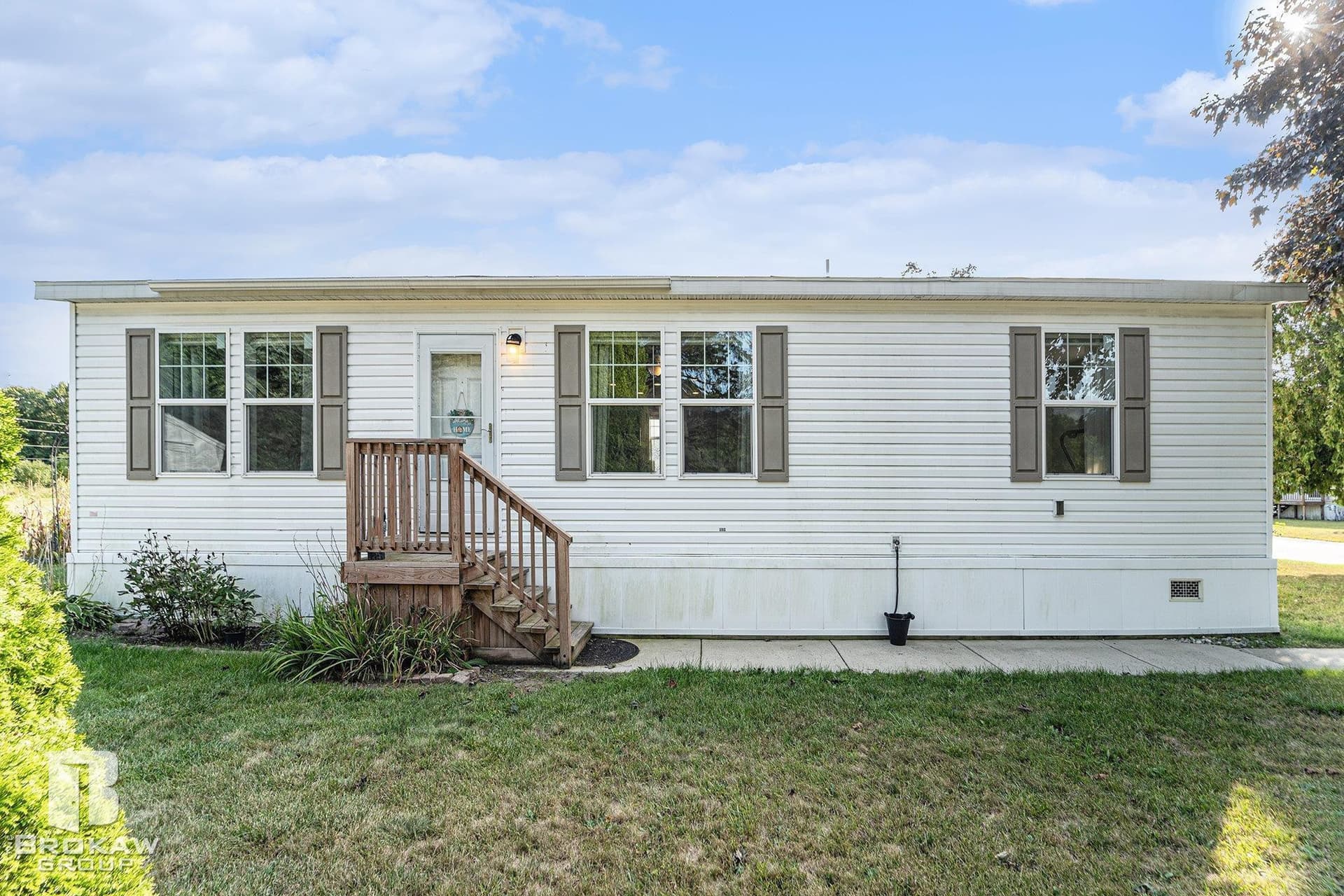 4649 Butternut Street, Clarkston, MI 48348