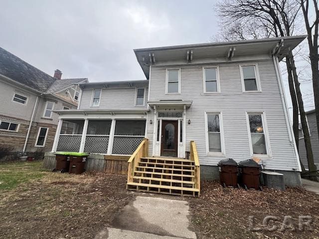 215 N Broad Street, Apt 2, Adrian, MI 49221