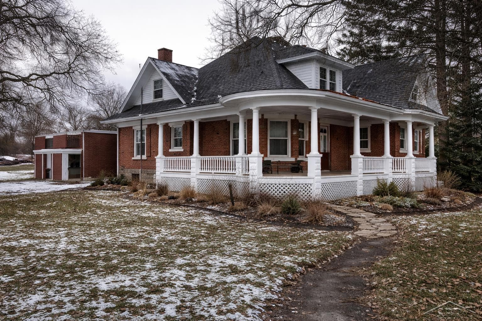 120 S greenwood Street, Sterling, MI 48659
